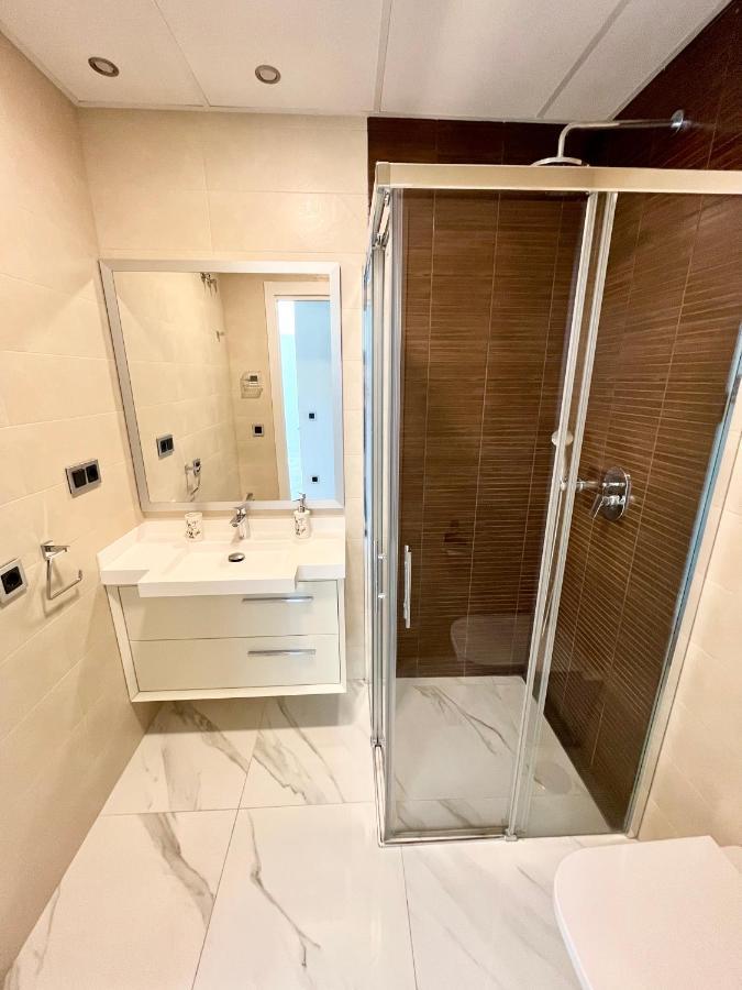 בנידורם Sunset Drive Resort & Spa מראה חיצוני תמונה