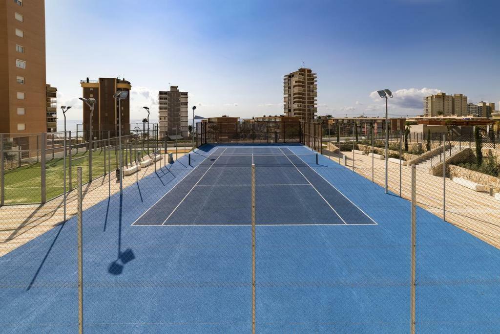 בנידורם Sunset Drive Resort & Spa מראה חיצוני תמונה