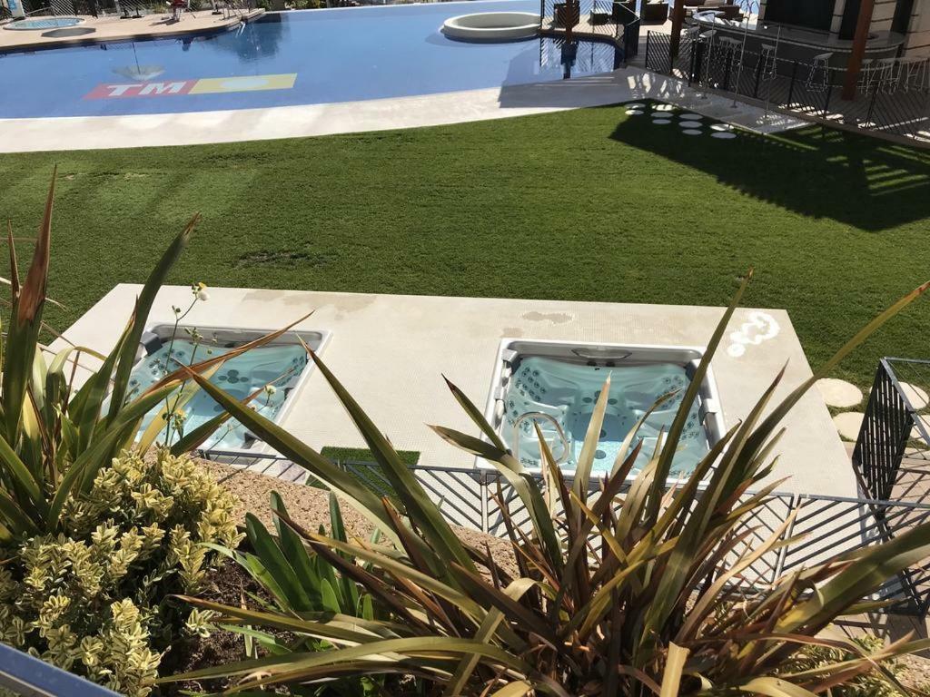 בנידורם Sunset Drive Resort & Spa מראה חיצוני תמונה