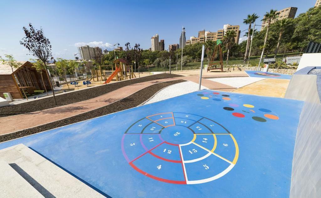 בנידורם Sunset Drive Resort & Spa מראה חיצוני תמונה