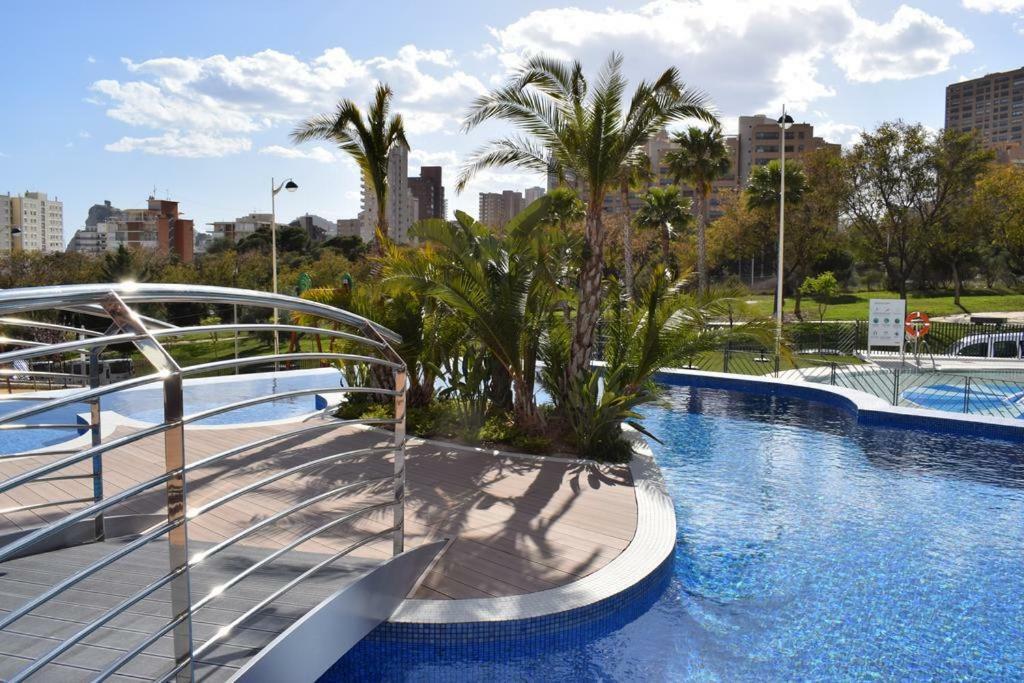 בנידורם Sunset Drive Resort & Spa מראה חיצוני תמונה
